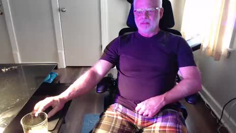 Snapshot of wasted_daze_ chatting on July 2026 10:19:01 PM wasted_daze_ online show from July 2026 10:19:01 PM