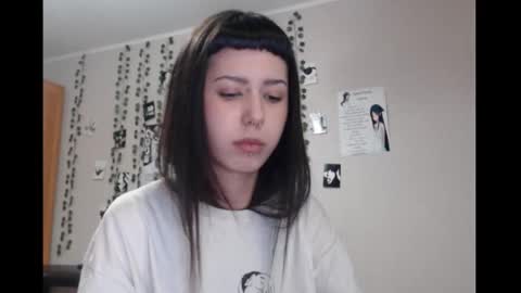 Mina online show from March 2026 07:29:01 PM