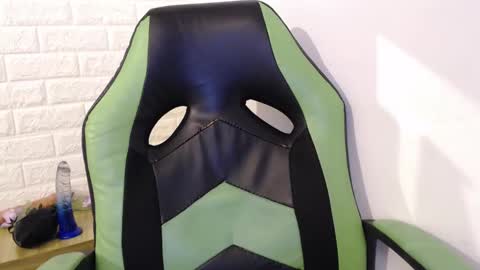 Trixie 3 online show from March 2025 01:01:01 PM