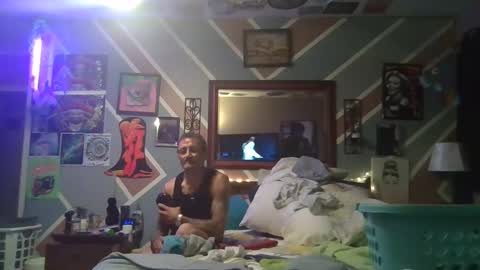 Snapshot of we_r_freaks chatting on February 2026 09:32:02 AM we_r_freaks online show from February 2026 09:32:02 AM