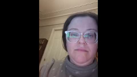 Marina online show from March 2026 10:48:01 PM