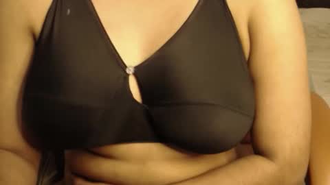 mina online show from March 2026 12:53:01 PM