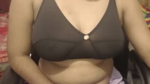 Snapshot of webshowxxx chatting on August 2026 01:57:02 PM mina online show from August 2026 01:57:02 PM