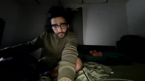 ShootingWebs online show from November 2025 05:11:01 AM