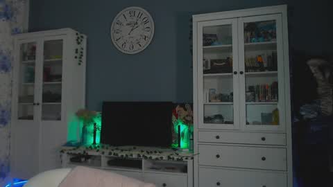  moon  online show from January 2025 03:11:02 PM