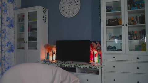  moon  online show from January 2025 11:56:02 AM