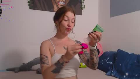  moon  online show from September 2025 12:59:02 PM