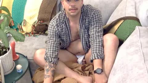 weeeee_snawww online show from April 2026 09:35:02 AM