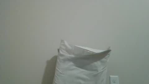 Weezy online show from April 2026 11:37:02 PM