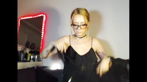 Liza online show from January 2025 12:37:02 AM