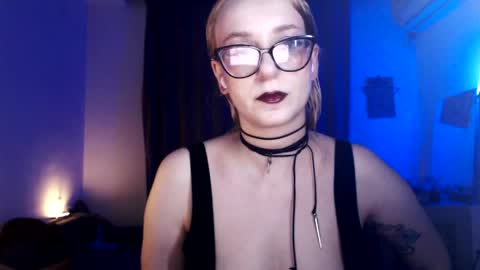 Snapshot of welliza chatting on May 2026 12:27:02 AM Liza online show from May 2026 12:27:02 AM
