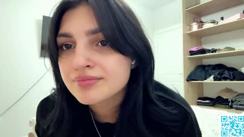 Kiki online show from April 2026 07:11:02 PM