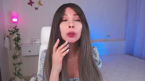 Wendi Foster online show from February 2025 07:16:01 PM