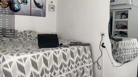 Wendy Alex online show from October 2025 12:33:01 AM