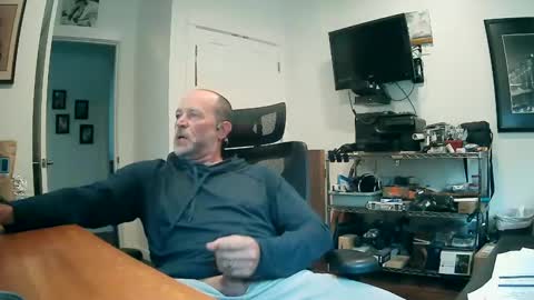 weseeyouwatching online show from October 2025 08:28:01 PM