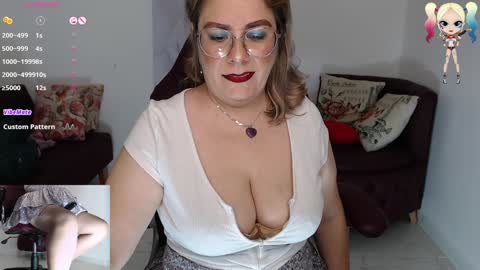 Snapshot of wet_liss chatting on January 2025 11:56:01 PM Diva online show from January 2025 11:56:01 PM