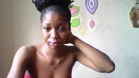 Snapshot of wet_pussy200 chatting on October 2025 08:15:02 AM Bella online show from October 2025 08:15:02 AM