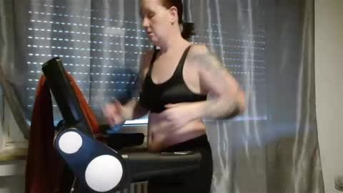 Snapshot of wetgerman2 chatting on December 2024 10:36:01 AM Wetgerman online show from December 2024 10:36:01 AM