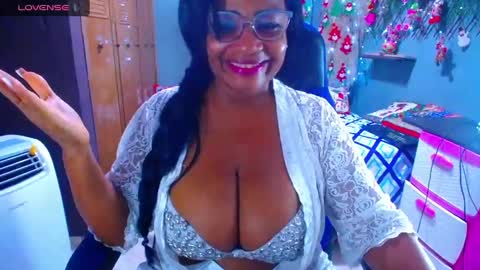 gina online show from December 2024 12:12:01 PM