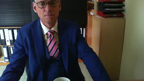 Franz online show from June 2026 05:43:01 AM