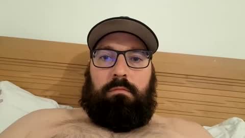 Snapshot of wheely19871606 chatting on February 2025 09:54:01 PM wheely19871606 online show from February 2025 09:54:01 PM