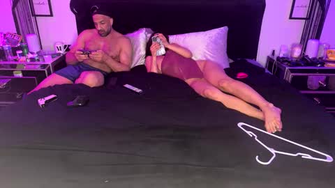 Hot 2 online show from May 2026 10:20:02 AM