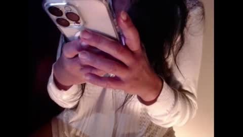 Mel online show from November 2025 08:11:02 PM