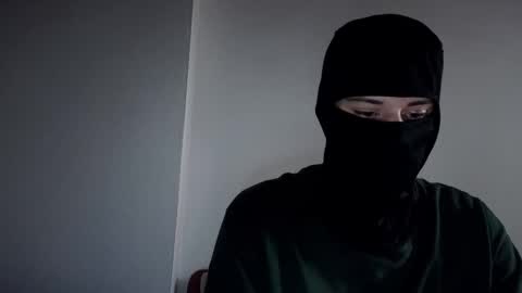 whispero_o online show from December 2025 09:07:01 AM