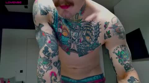 Max online show from October 2025 02:42:02 AM