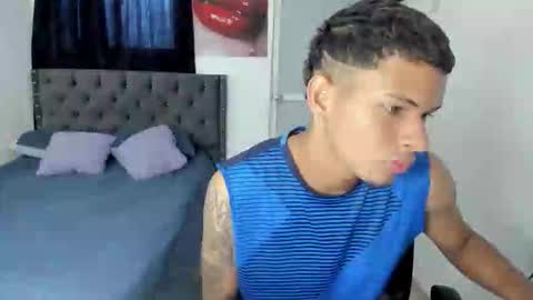 Snapshot of white_master444 chatting on April 2026 09:42:02 PM white online show from April 2026 09:42:02 PM