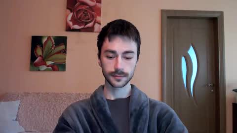 Tom online show from October 2025 01:20:01 PM