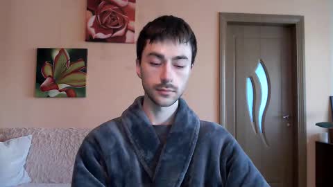 Tom online show from October 2025 01:20:01 PM