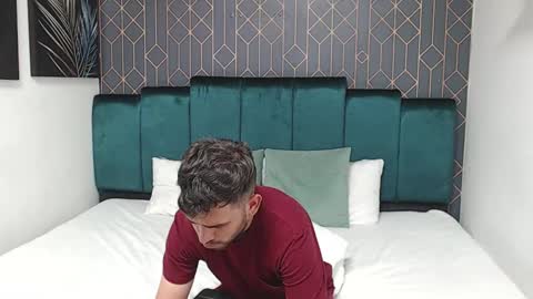 Dylan white online show from February 2025 08:59:02 PM