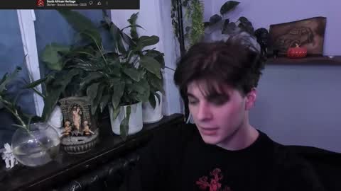 Gus online show from October 2025 12:55:01 AM