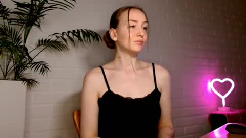 Snapshot of whiteprincessluna chatting on July 2026 01:02:02 PM You wont find me here on Saturdays and Sundays online show from July 2026 01:02:02 PM