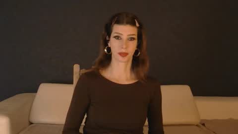 White Queen online show from October 2025 11:55:02 AM