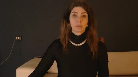 White Queen online show from March 2026 10:02:02 PM