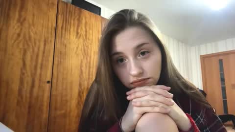 Snapshot of whitneyehlers chatting on March 2026 02:42:02 PM Vicky online show from March 2026 02:42:02 PM