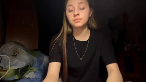 Snapshot of whitneyehlers chatting on March 2026 10:02:01 PM Vicky online show from March 2026 10:02:01 PM