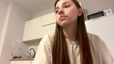 Snapshot of whitneyehlers chatting on March 2026 06:23:01 PM Vicky online show from March 2026 06:23:01 PM