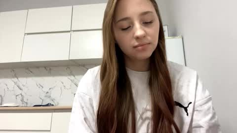 Snapshot of whitneyehlers chatting on March 2026 09:53:02 PM Vicky online show from March 2026 09:53:02 PM