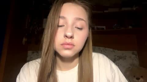 Snapshot of whitneyehlers chatting on April 2026 10:08:02 PM Vicky online show from April 2026 10:08:02 PM