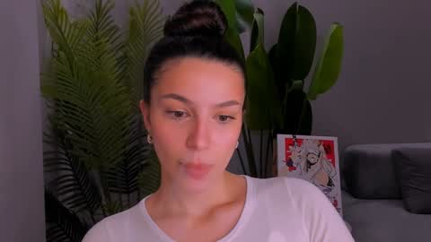 Snapshot of whoislulu chatting on December 2024 03:13:02 AM whoislulu online show from December 2024 03:13:02 AM