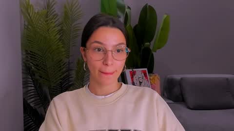 Snapshot of whoislulu chatting on January 2025 05:16:02 PM whoislulu online show from January 2025 05:16:02 PM