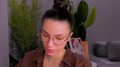 Snapshot of whoislulu chatting on January 2025 08:40:01 PM whoislulu online show from January 2025 08:40:01 PM