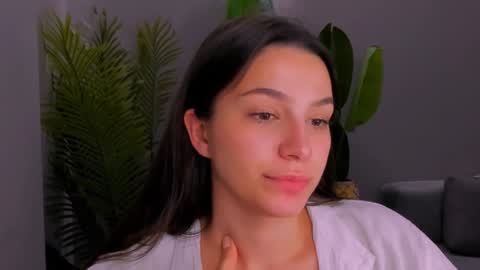 Snapshot of whoislulu chatting on February 2025 06:44:02 PM whoislulu online show from February 2025 06:44:02 PM