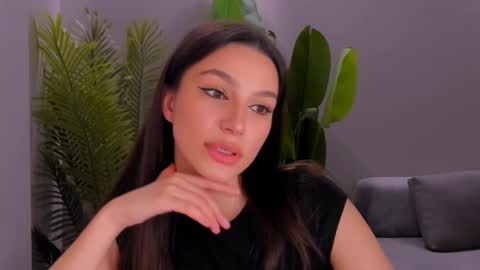 Snapshot of whoislulu chatting on February 2025 03:28:02 PM whoislulu online show from February 2025 03:28:02 PM