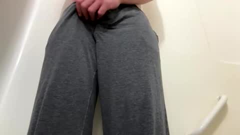 whosstin online show from October 2025 02:18:02 PM