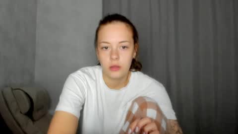 Snapshot of why_again_me chatting on April 2026 08:11:02 PM Veronica online show from April 2026 08:11:02 PM