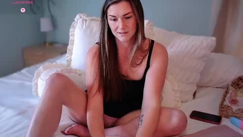 WickedWifeXO online show from April 2026 03:46:01 PM